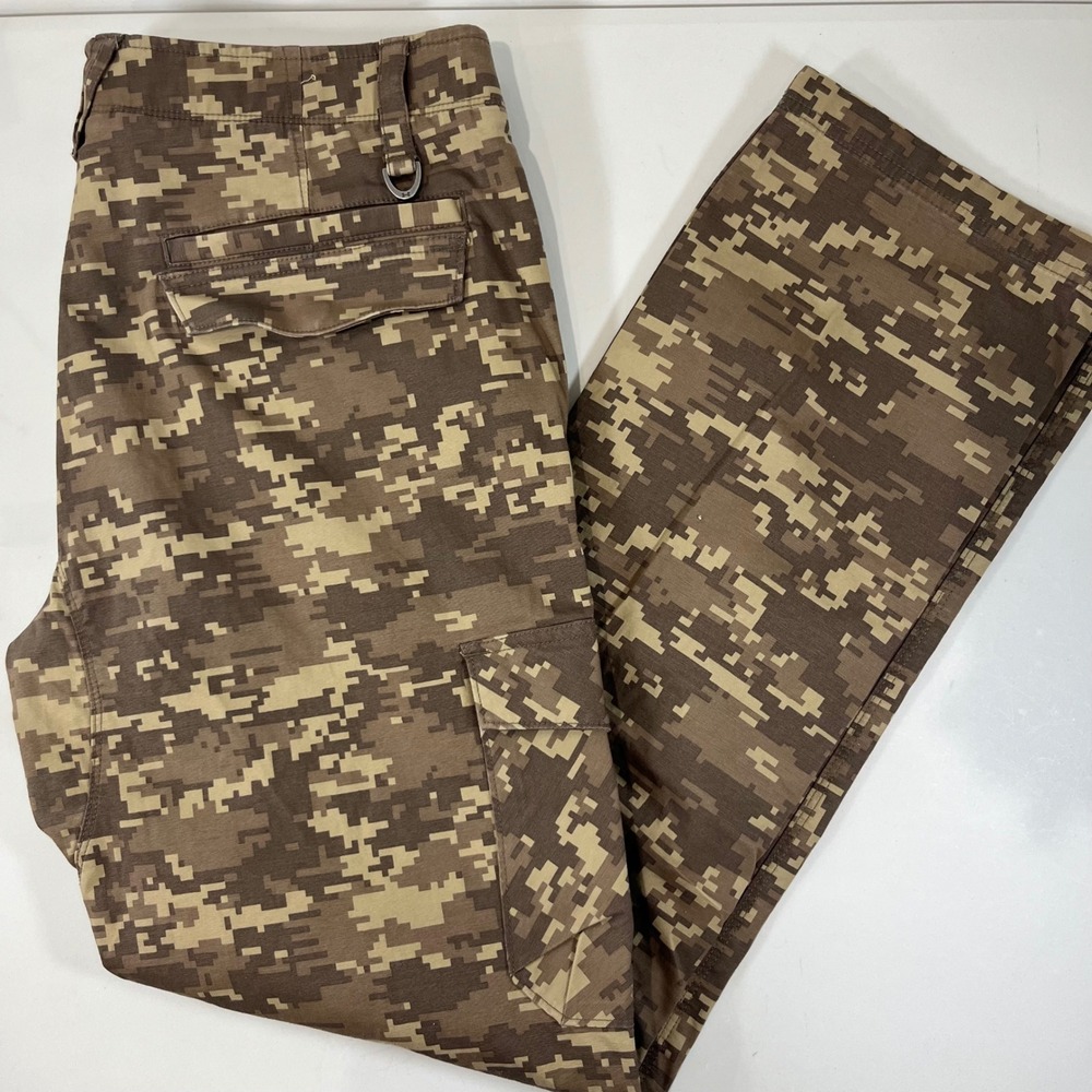 Under Armour Cargo Pants Men 36 Digital Camo Brown Tactical Outdoor Gorp Utility